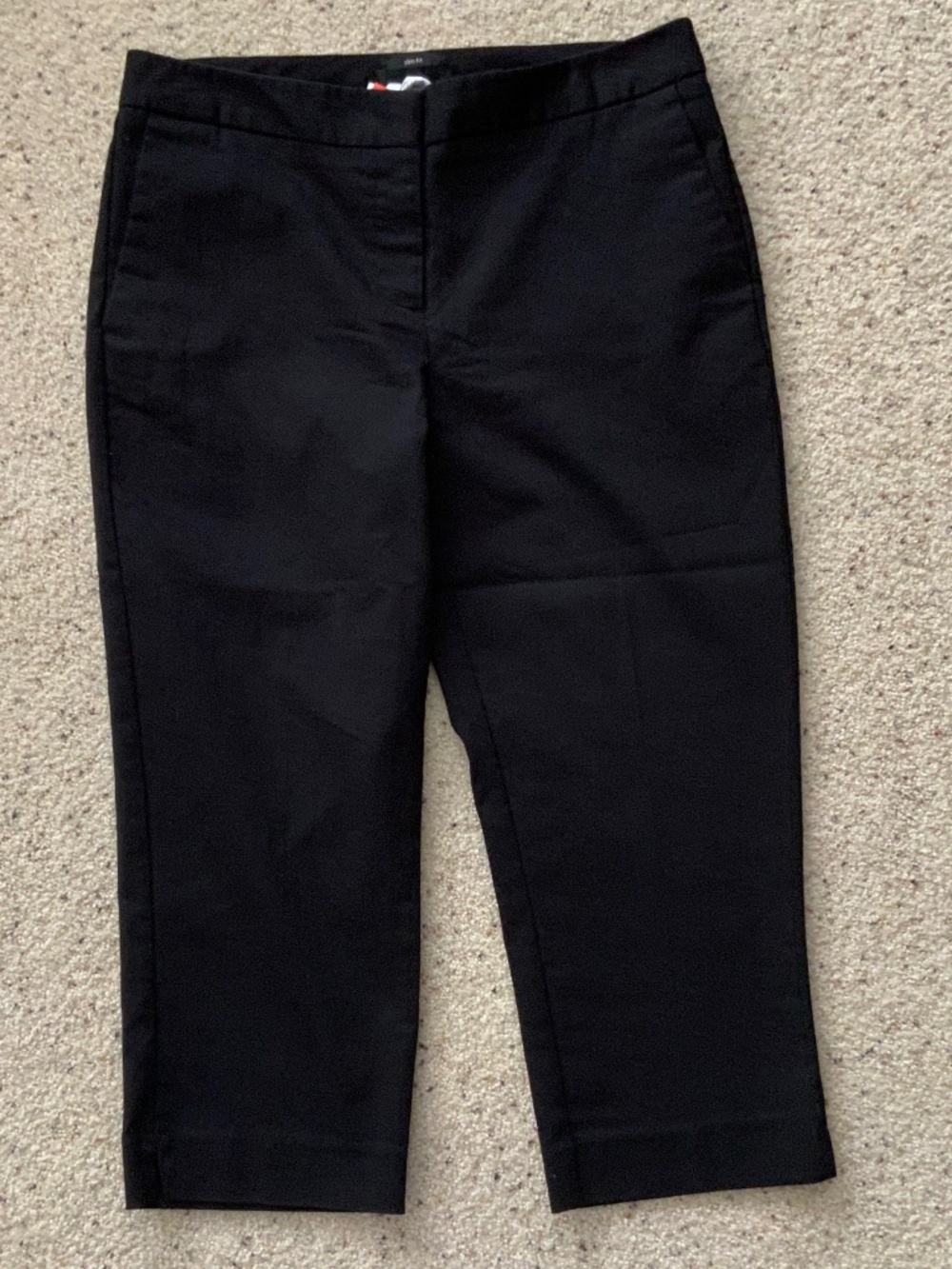 attention Slim Fit Capri Pants, Women’s 6, Black, NWT - Picture 2 of 8